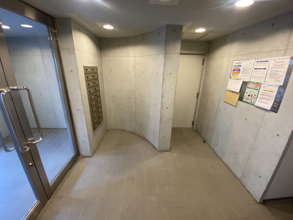 エントランス